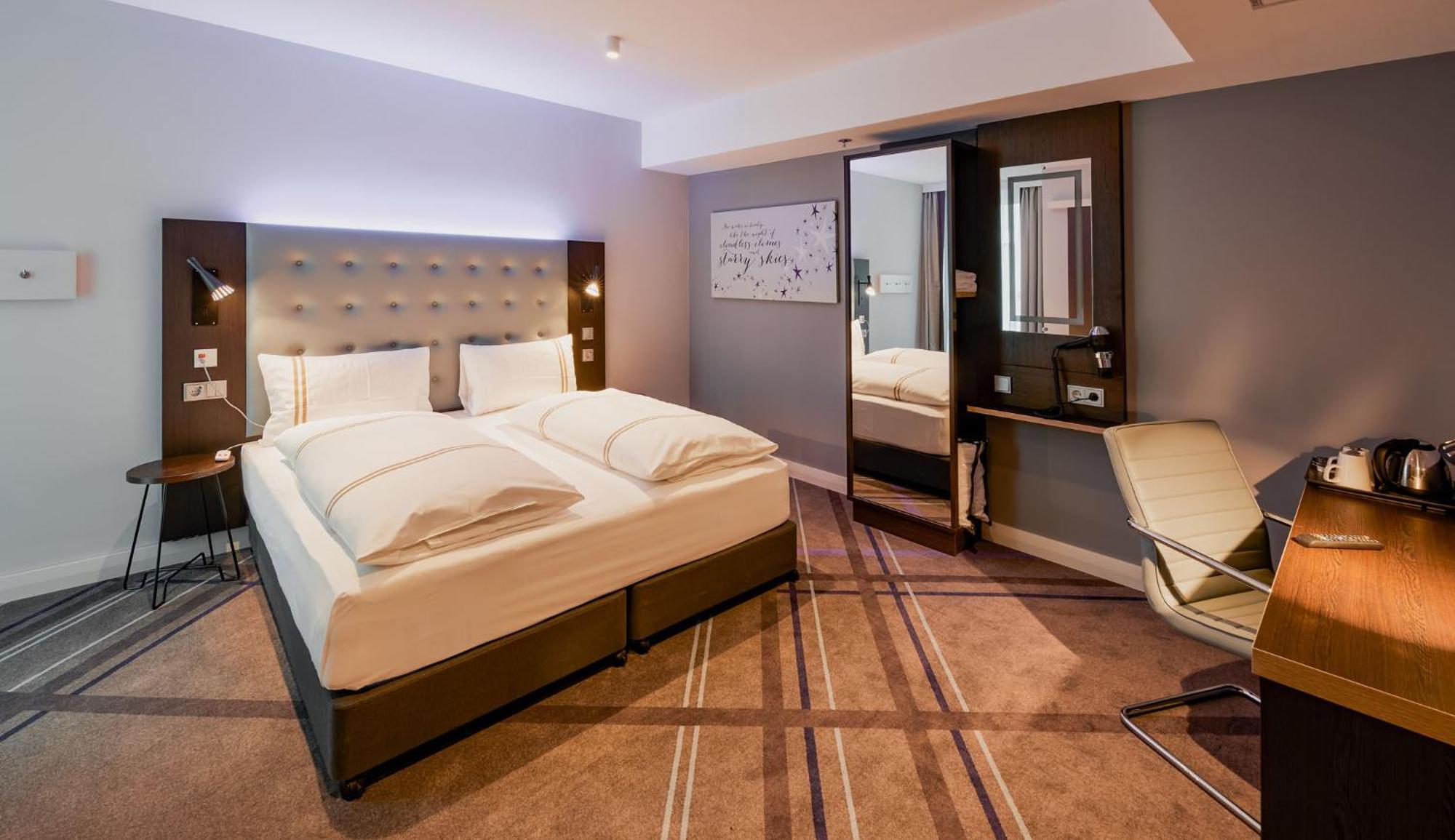 Premier Inn Stuttgart City Europaviertel מראה חיצוני תמונה